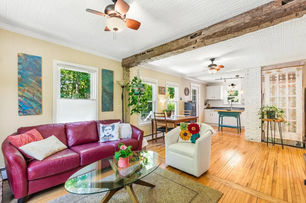 9 Cottage Place Westbrook ME 04092