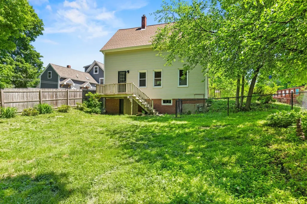 9 Cottage Place Westbrook ME 04092