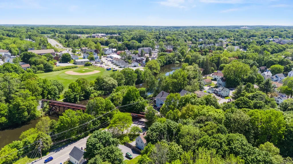 9 Cottage Place Westbrook ME 04092