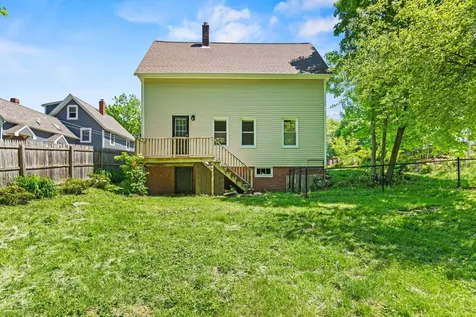 9 Cottage Place Westbrook ME 04092