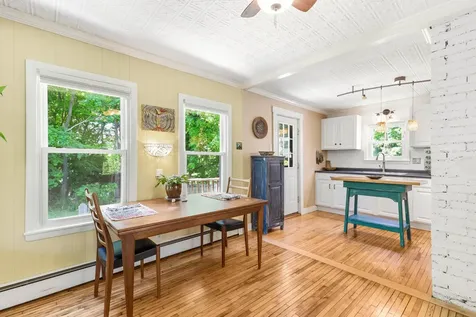 9 Cottage Place Westbrook ME 04092