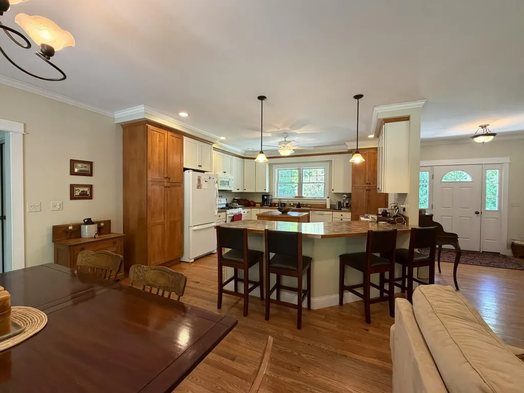 11 Mt View Drive Veazie ME 04401