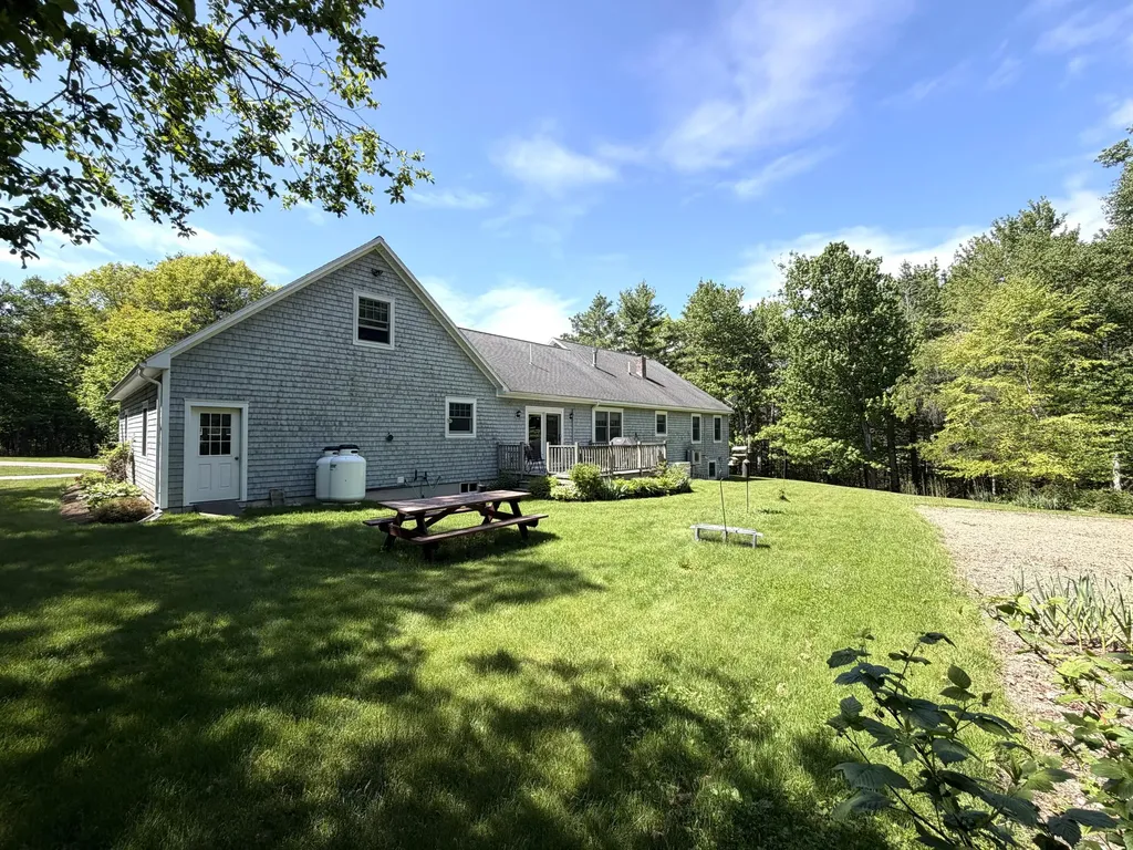 11 Mt View Drive Veazie ME 04401