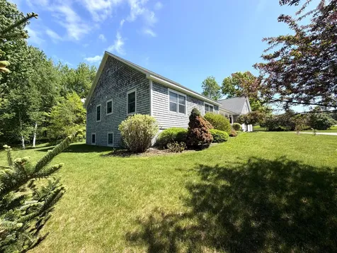 11 Mt View Drive Veazie ME 04401