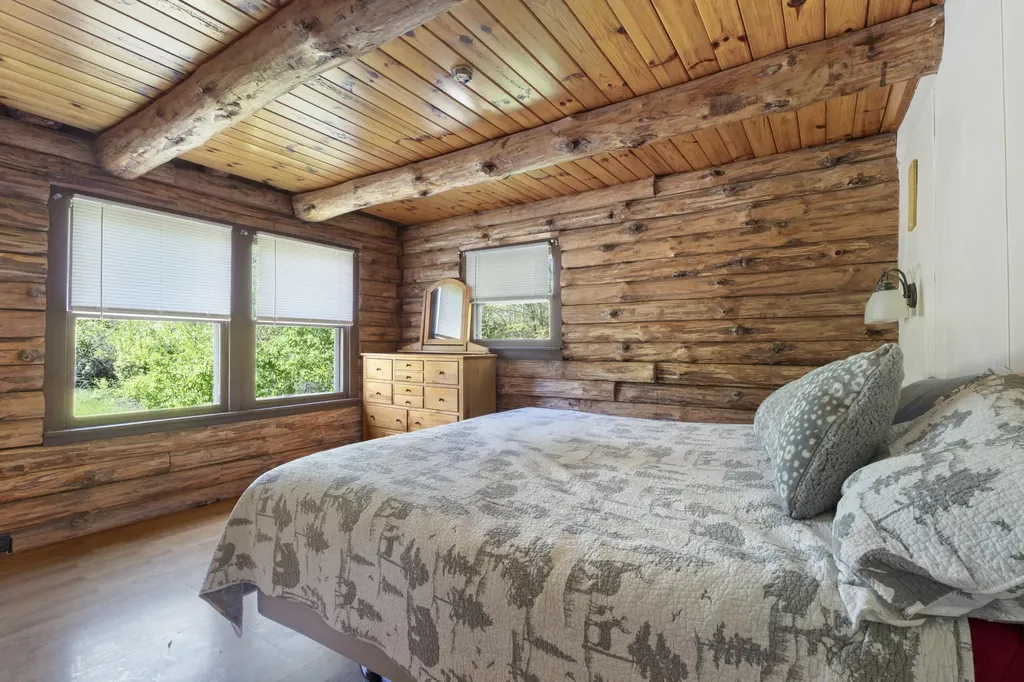 111 Middle Road Fairfield ME 04937