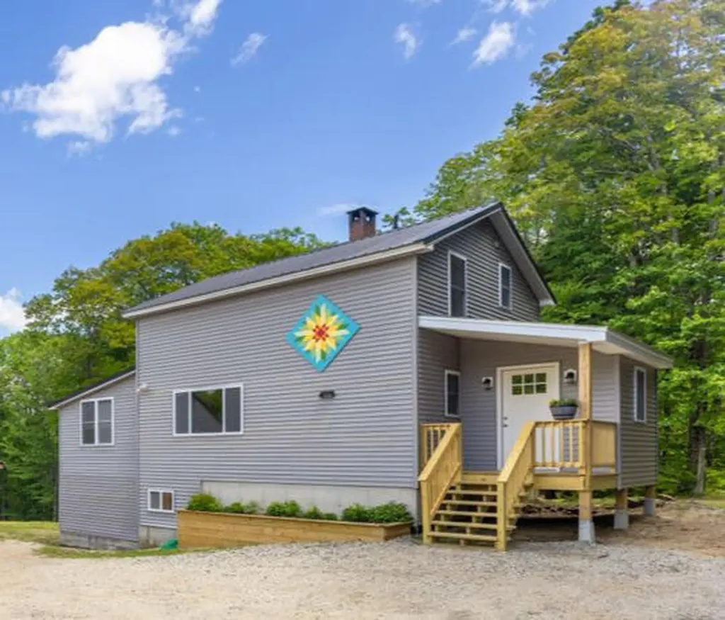 111 Goodrich Road Hebron ME 04238