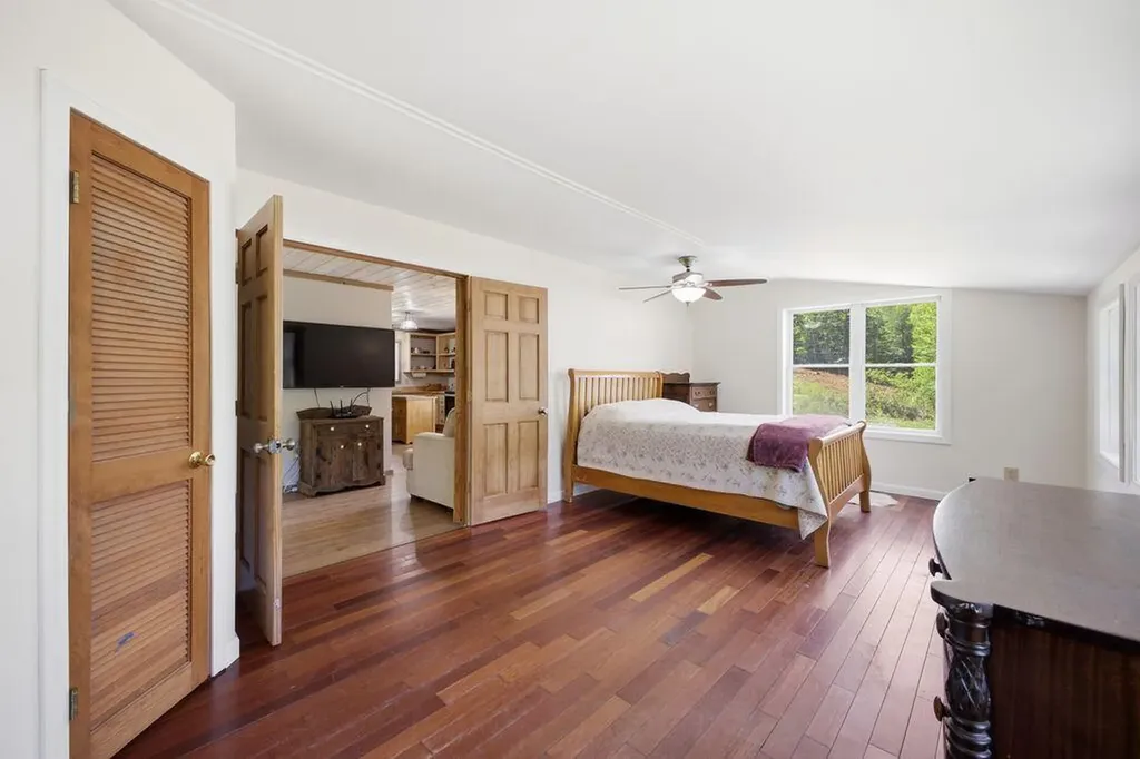 111 Goodrich Road Hebron ME 04238