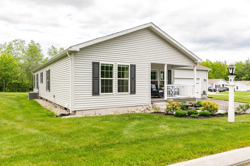 2 Vinalhaven Drive Berwick ME 03901