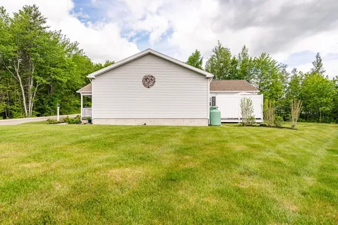 2 Vinalhaven Drive Berwick ME 03901