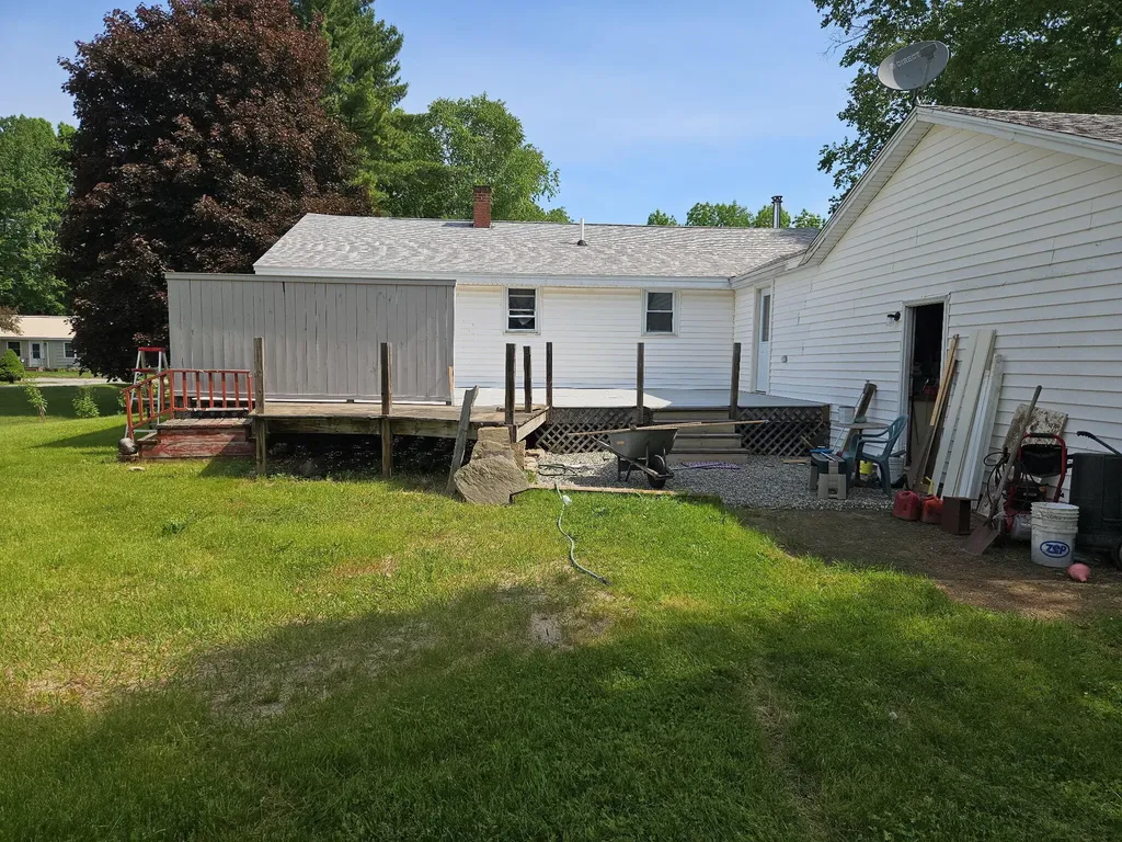 2 Sunrise Circle Augusta ME 04330