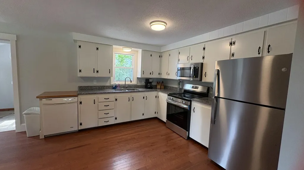2 Sunrise Circle Augusta ME 04330