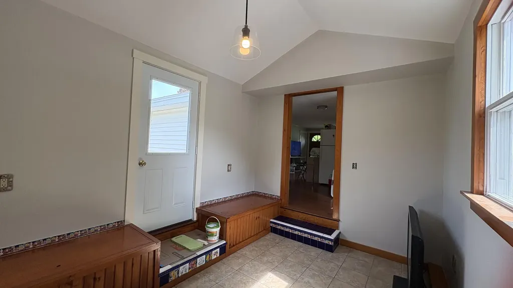2 Sunrise Circle Augusta ME 04330