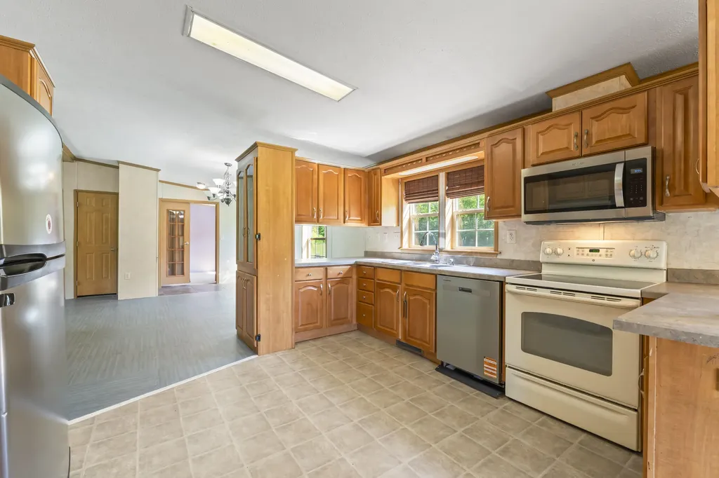 252 Blackberry Hill Road Berwick ME 03901