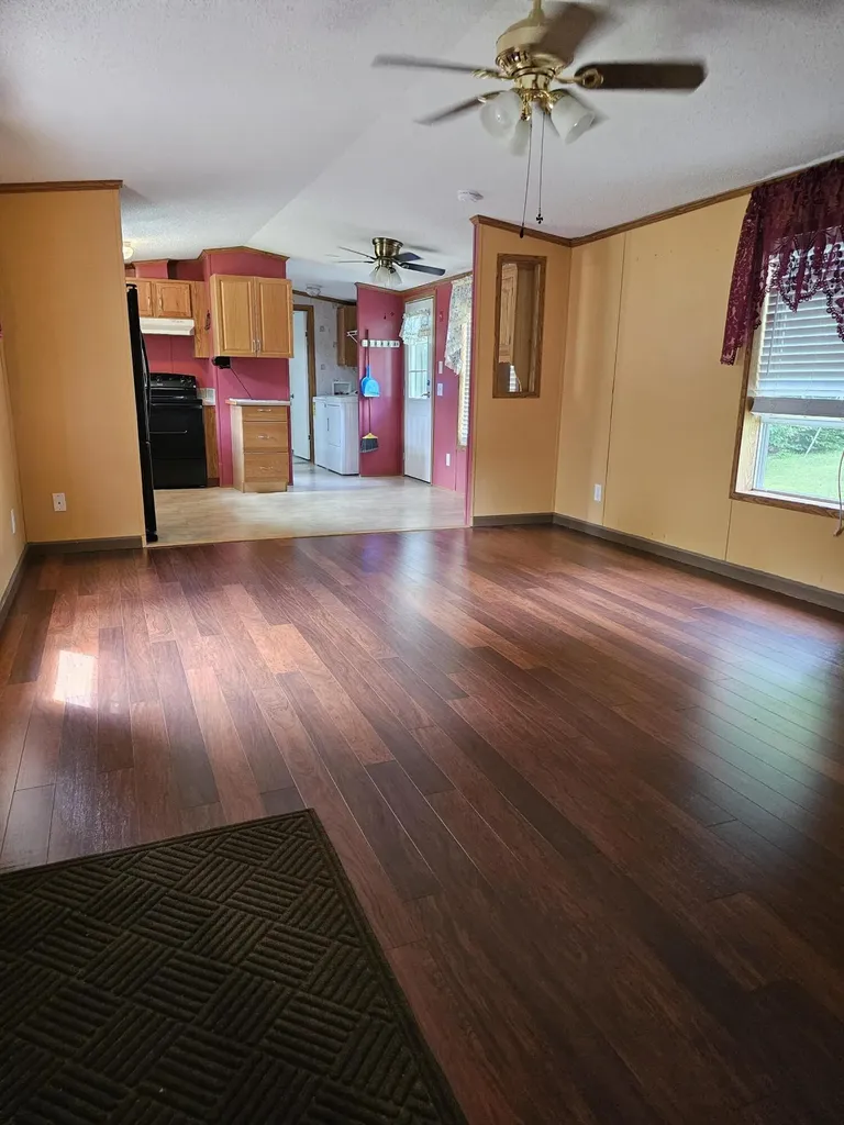 16 Leo Street Sanford ME 04073