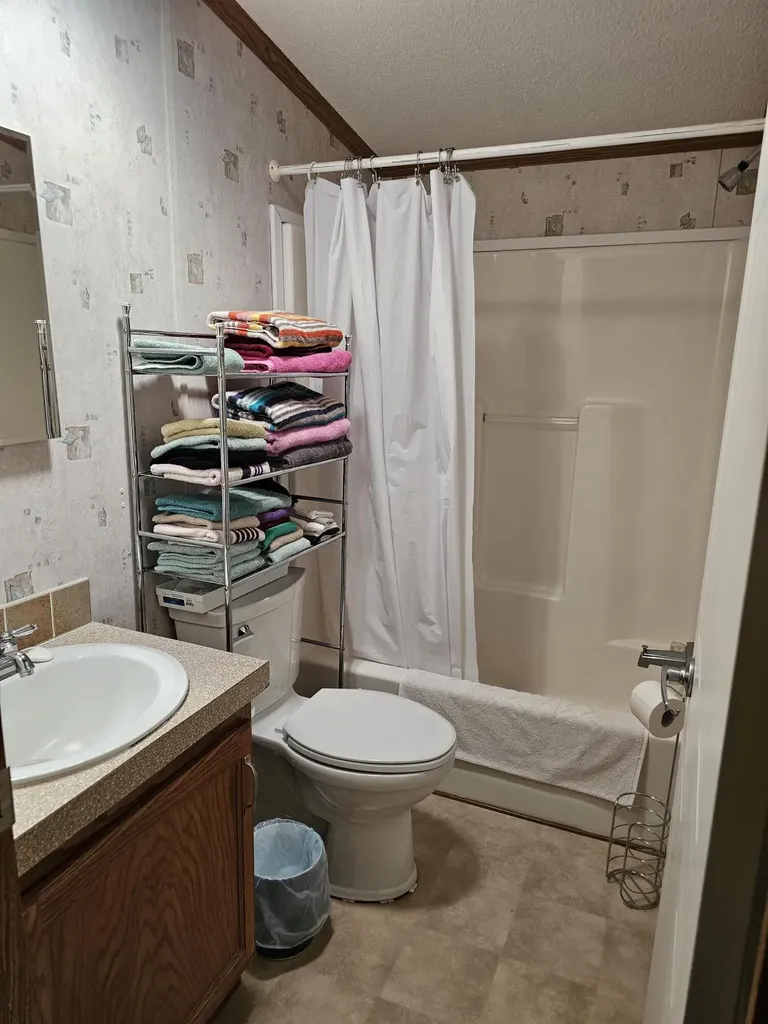 16 Leo Street Sanford ME 04073