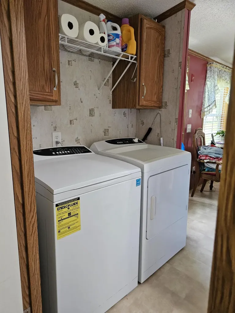16 Leo Street Sanford ME 04073