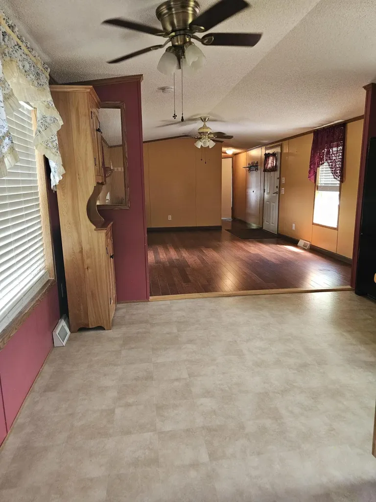 16 Leo Street Sanford ME 04073