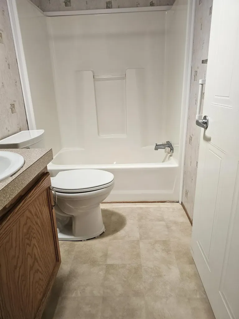 16 Leo Street Sanford ME 04073