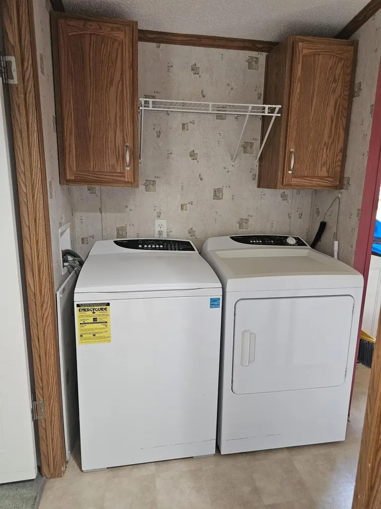 16 Leo Street Sanford ME 04073