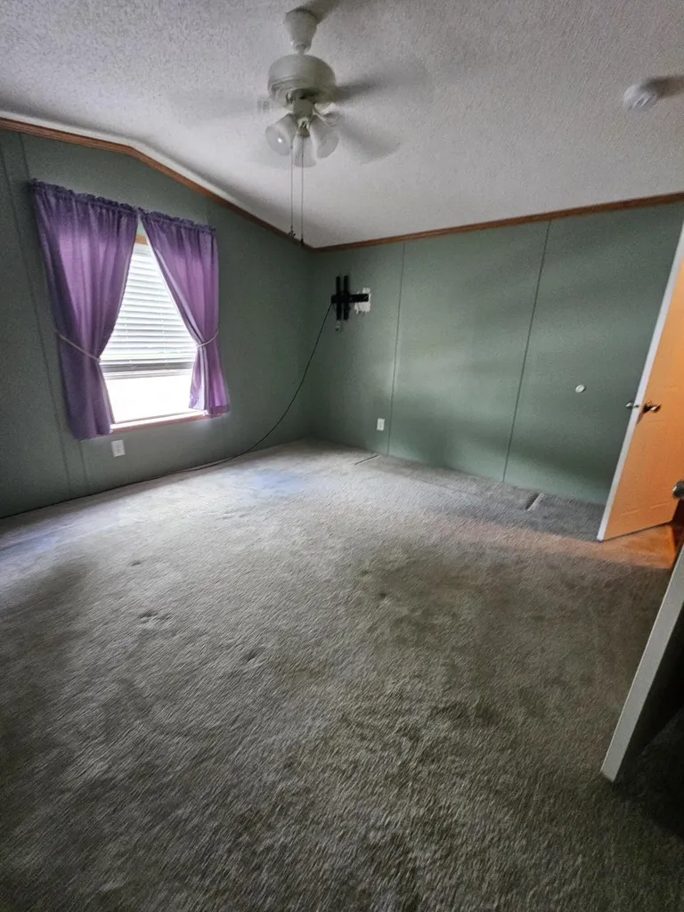16 Leo Street Sanford ME 04073