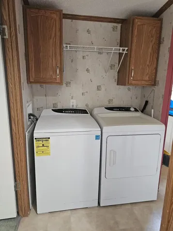 16 Leo Street Sanford ME 04073