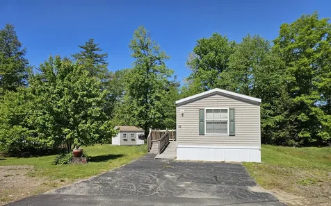 16 Leo Street Sanford ME 04073