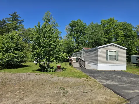 16 Leo Street Sanford ME 04073