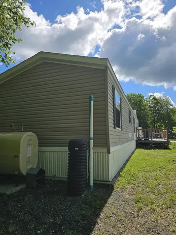 16 Leo Street Sanford ME 04073