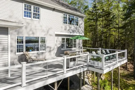 564 West Side Road Boothbay ME 04537