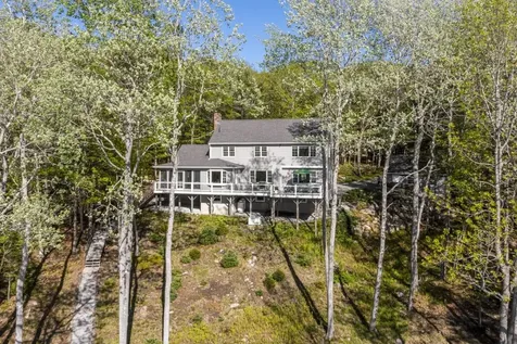 564 West Side Road Boothbay ME 04537
