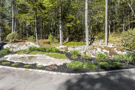 564 West Side Road Boothbay ME 04537