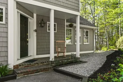 564 West Side Road Boothbay ME 04537