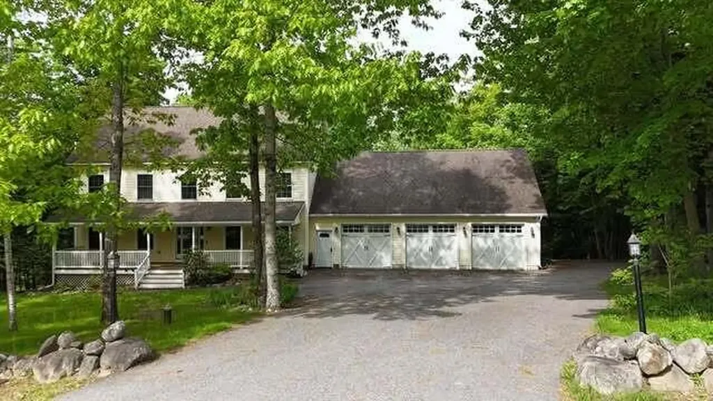 60 Waters Edge Drive Lewiston ME 04240