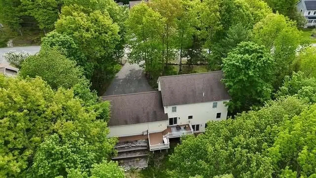 60 Waters Edge Drive Lewiston ME 04240