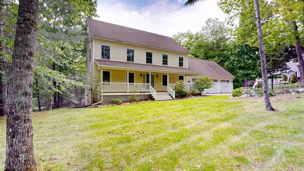 60 Waters Edge Drive Lewiston ME 04240