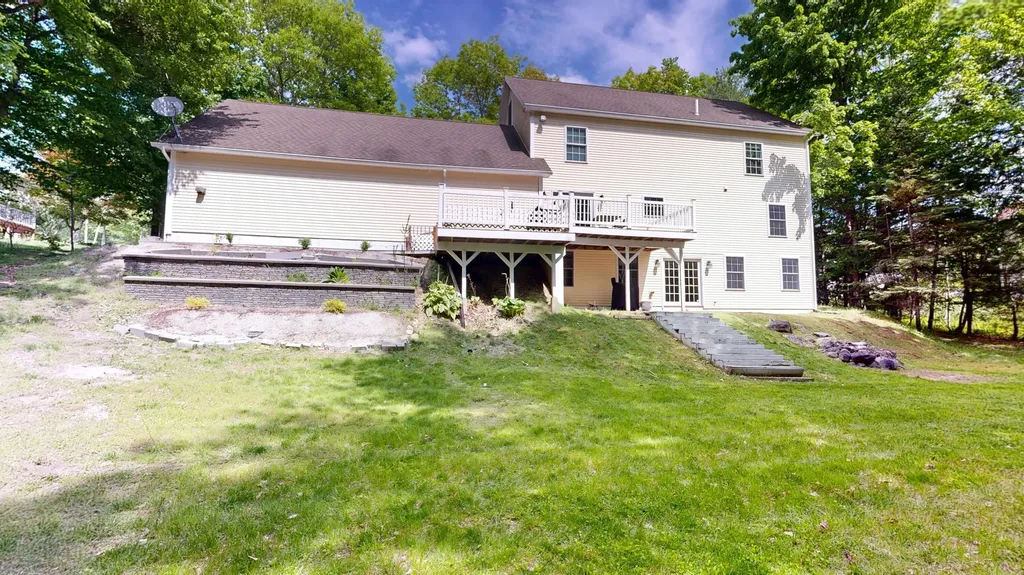 60 Waters Edge Drive Lewiston ME 04240
