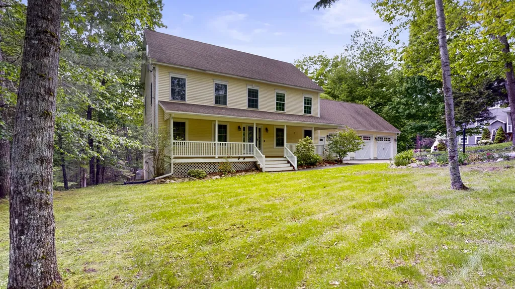 60 Waters Edge Drive Lewiston ME 04240