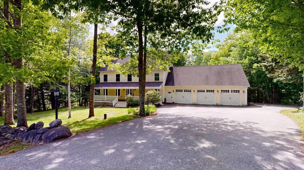 60 Waters Edge Drive Lewiston ME 04240