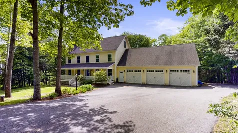 60 Waters Edge Drive Lewiston ME 04240