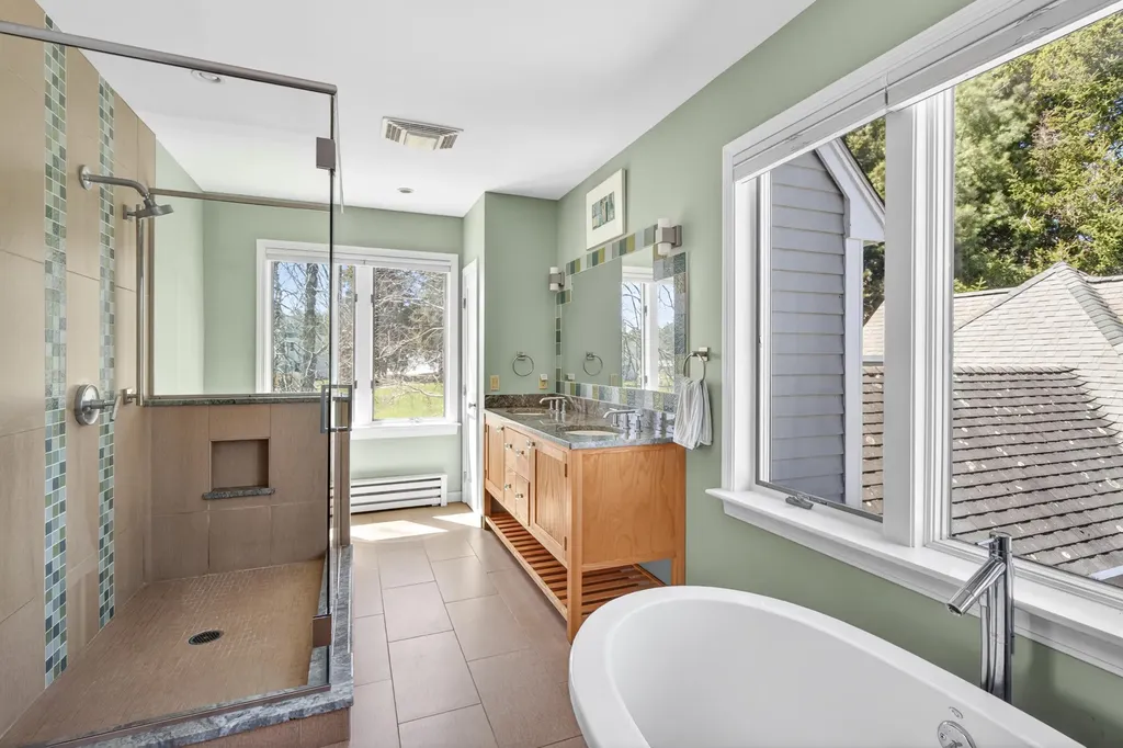 31 Eastward On The Ocean Rockport ME 04856