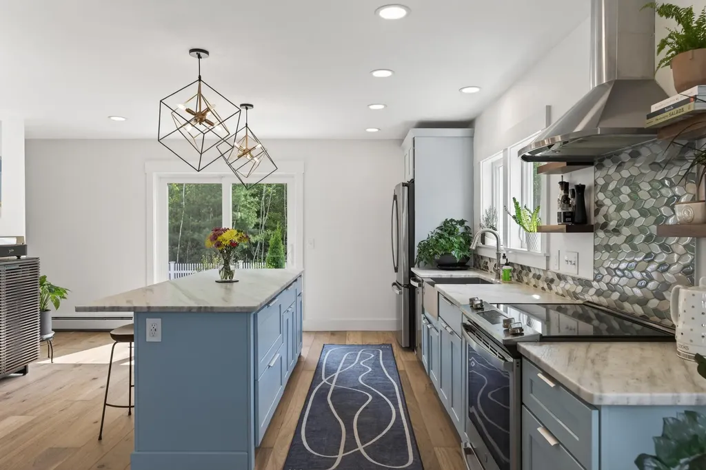 41 Pacer Way Scarborough ME 04074
