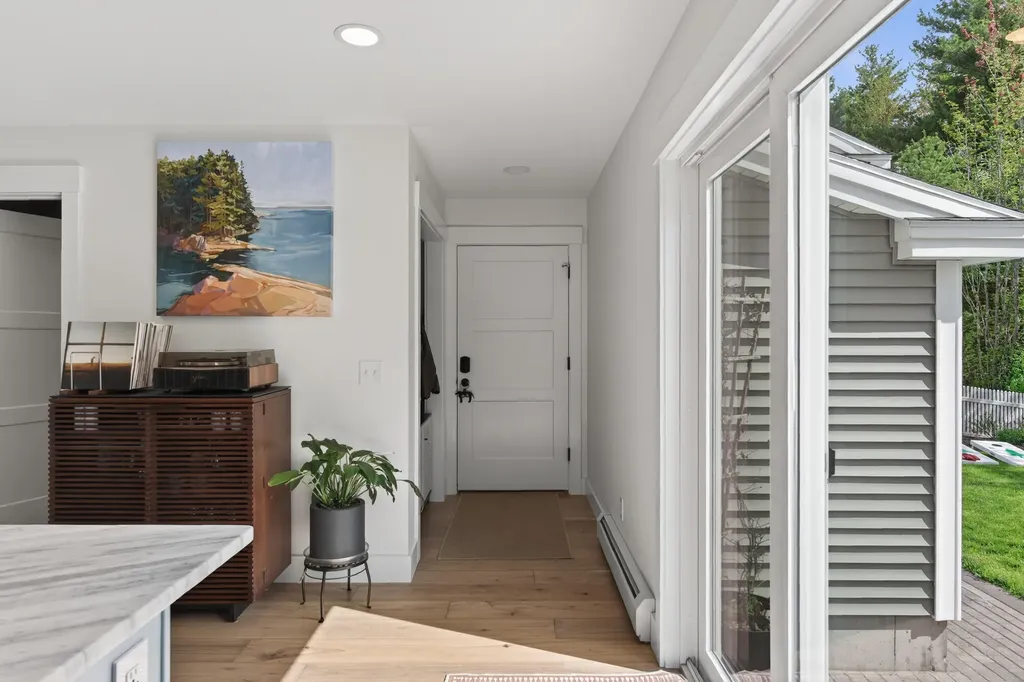 41 Pacer Way Scarborough ME 04074