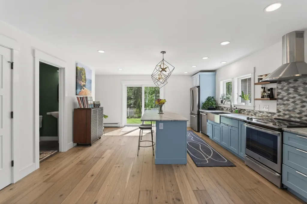 41 Pacer Way Scarborough ME 04074