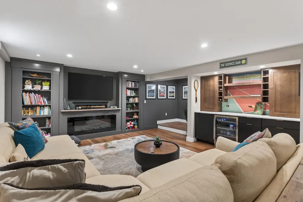 41 Pacer Way Scarborough ME 04074
