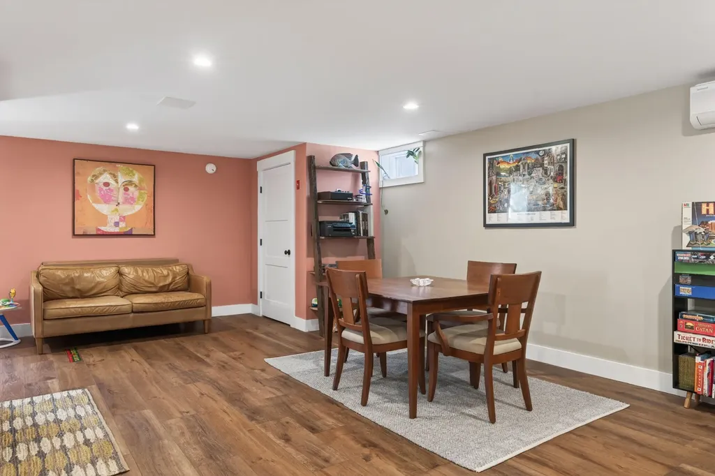 41 Pacer Way Scarborough ME 04074