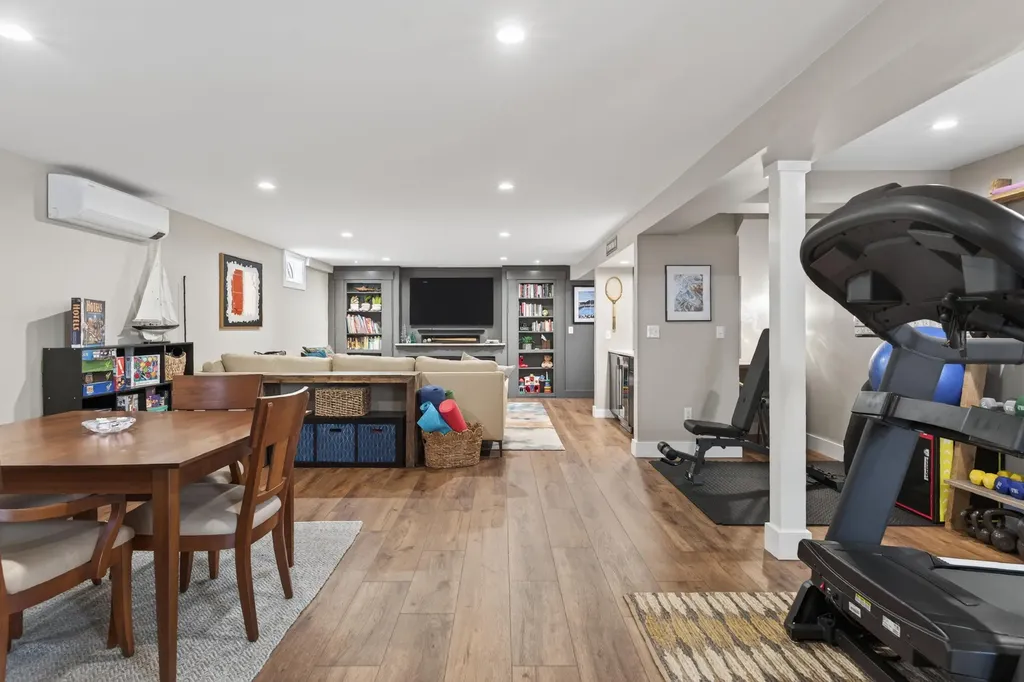 41 Pacer Way Scarborough ME 04074