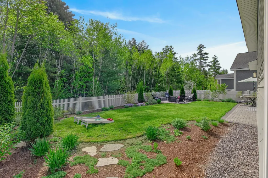 41 Pacer Way Scarborough ME 04074