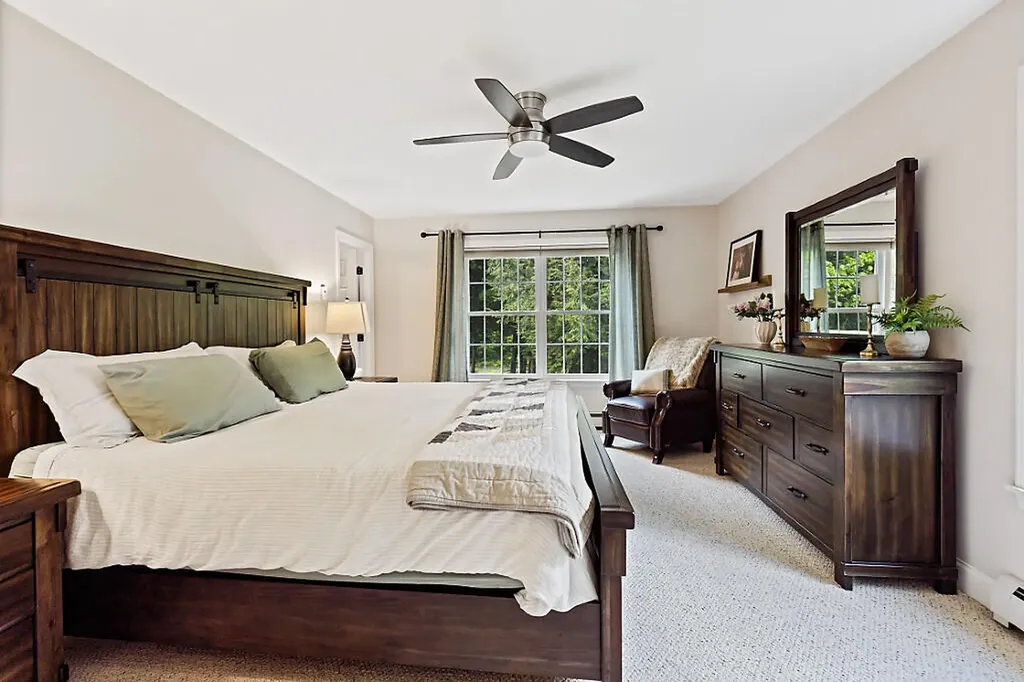56 Royale Drive Sidney ME 04330