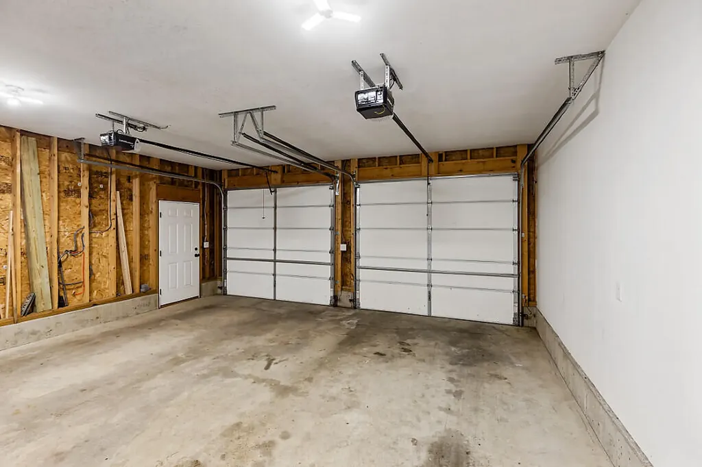 56 Royale Drive Sidney ME 04330