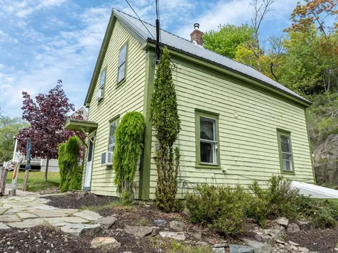 19 Sullivan Street Eastport ME 04631